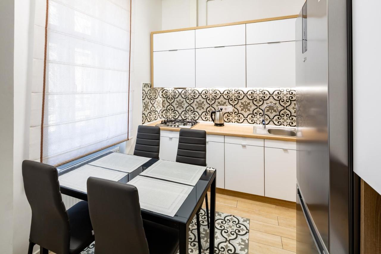 Apartment Romari куліша 41 Lviv